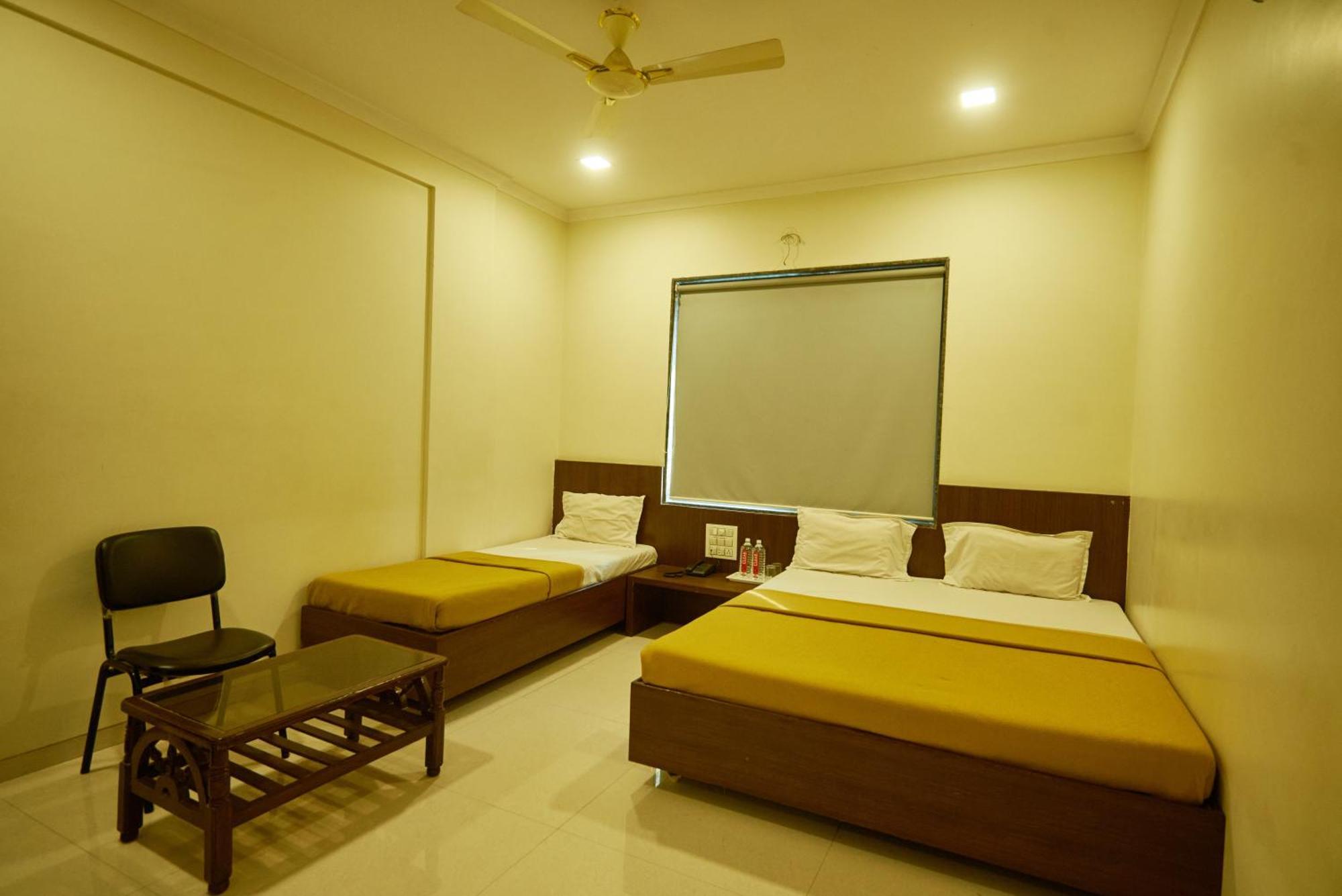 Sai Vidisha Palace Shirdi Eksteriør billede